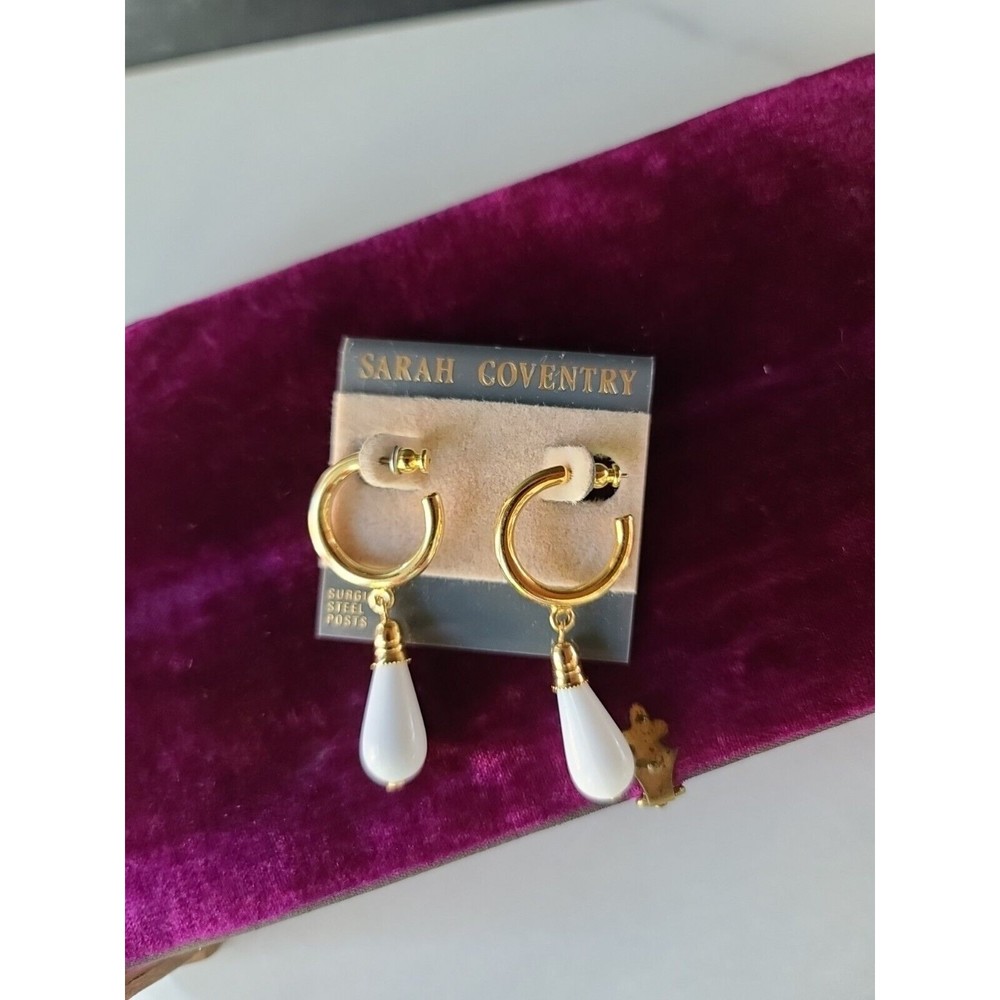 Vintage Sarah Coventry Dangling Pierced Earrings NWT